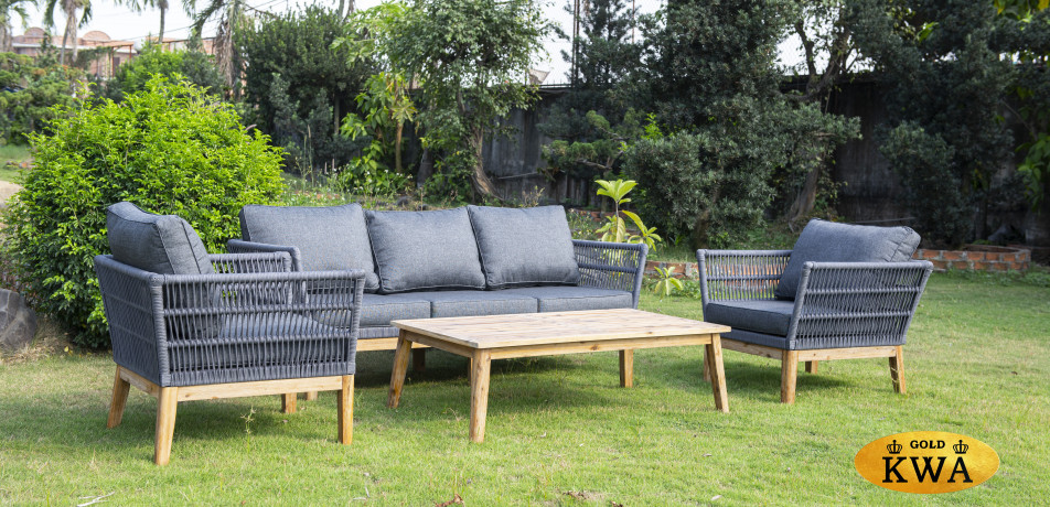 Мальорка журнальный столик деревянный, акация