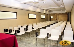 Стул с пюпитром для конференц-зала