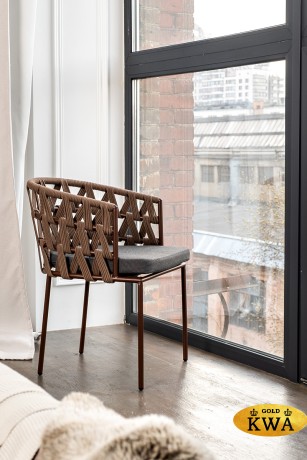 "Диего" стул плетеный из роупа, каркас из стали коричневый (RAL8016) муар, роуп коричневый круглый, ткань темно-серая 027