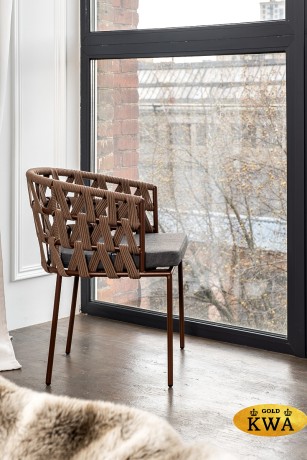 "Диего" стул плетеный из роупа, каркас из стали коричневый (RAL8016) муар, роуп коричневый круглый, ткань темно-серая 027