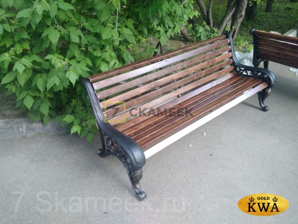 Скамейка парковая «Москва» (2,5 м лиственница)