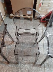 Стул прозрачный