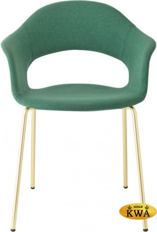 Кресло с обивкой