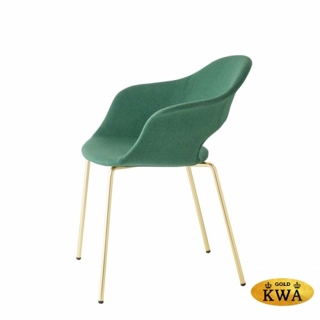 Кресло с обивкой