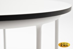 "Эквадор" журнальный стол из HPL круглый Ø40 H55, каркас из алюминия белый, цвет столешницы "молочный"