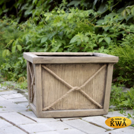 Кашпо уличное деревянное для сада