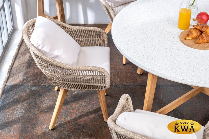 Кресло обеденное из тика TALARA  Joygarden