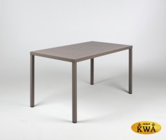 Стол пластиковый обеденный