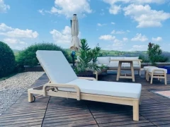 Шезлонг деревянный с матрасом