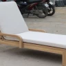 Шезлонг деревянный с матрасом