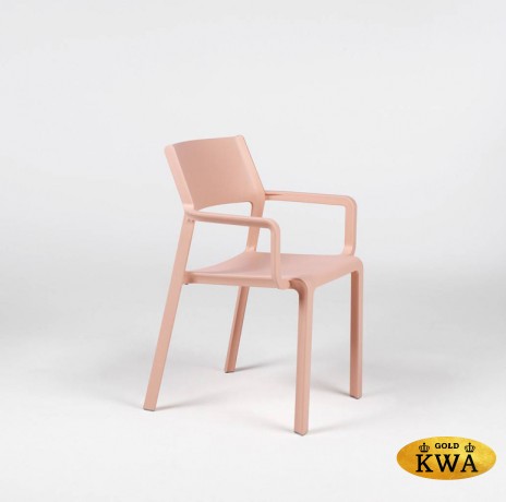 Кресло пластиковое