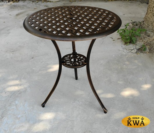 Стол кофейный из литого алюминия Harbin 60