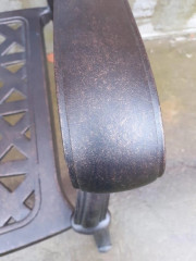 Мебель из металла Harold IV с круглым столом 91 см