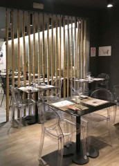 Стул прозрачный