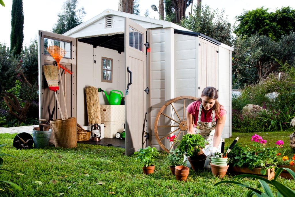 Пластиковый сараи-хозблок