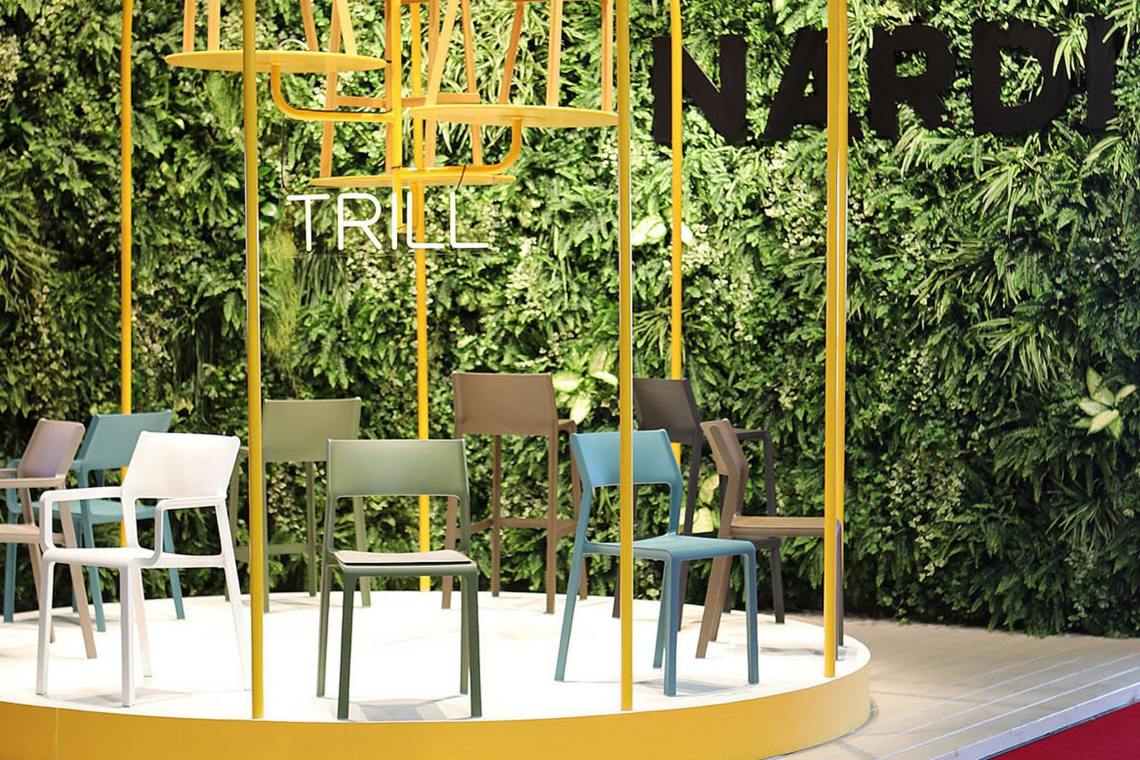 Мебель из пластика TRILL