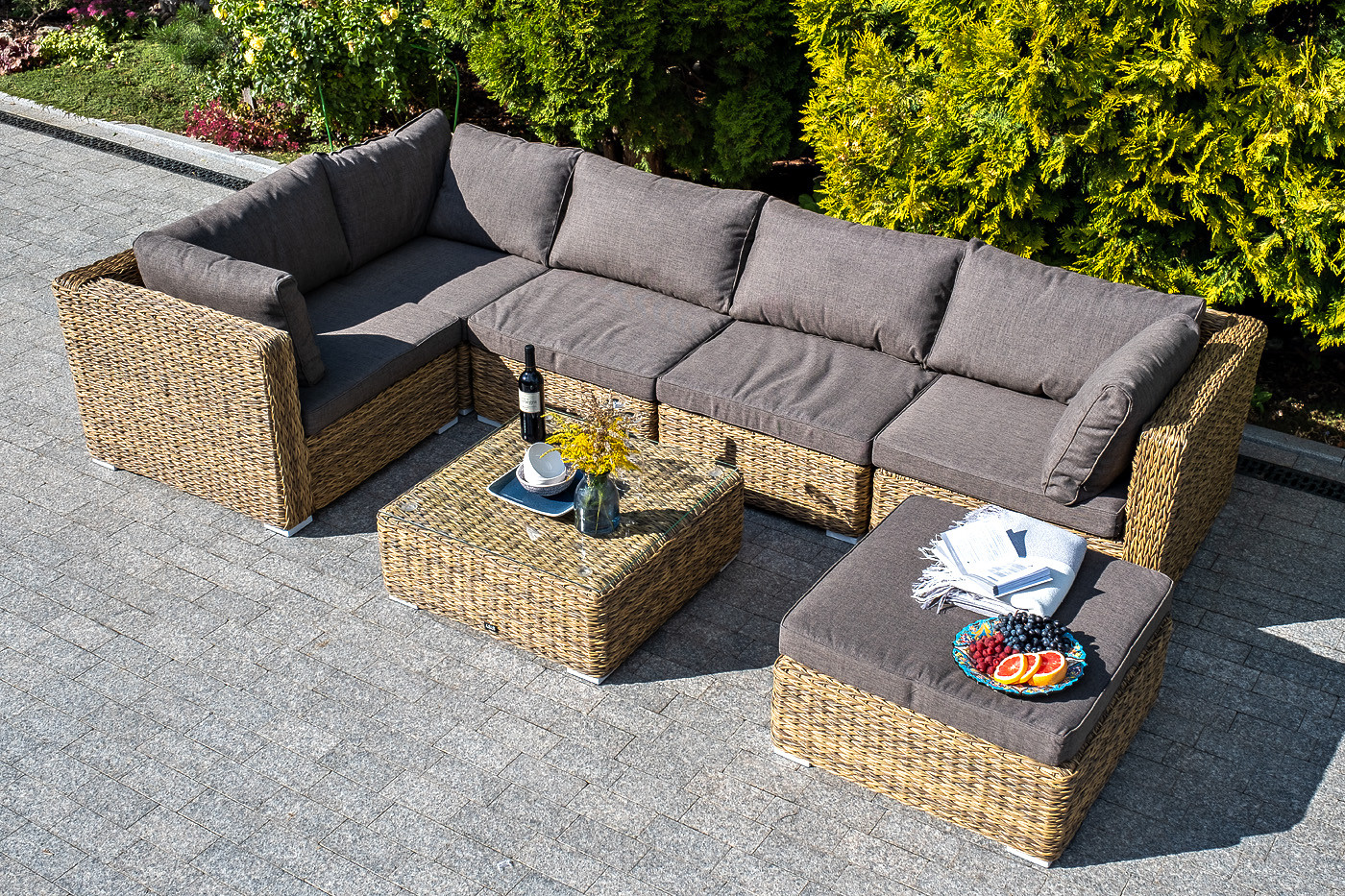 Плетеные модульные диваны